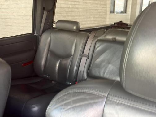 2004 Chevrolet Silverado 2500 LT H/D Crew Cab