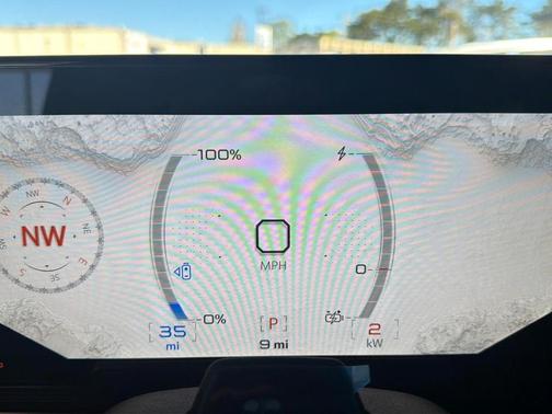 White 2025 GMC HUMMER EV SUV 3X