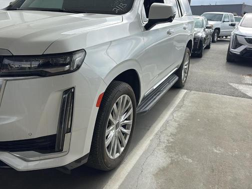 2022 Cadillac Escalade Luxury