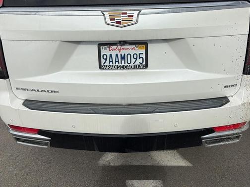 2022 Cadillac Escalade Luxury