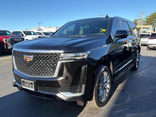 2023 Cadillac Escalade ESV Premium Luxury