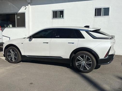 2024 Cadillac LYRIQ Luxury