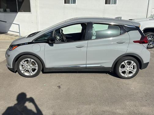 2021 Chevrolet Bolt EV LT