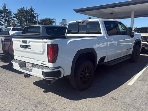 Summit White 2020 GMC Sierra 2500 AT4