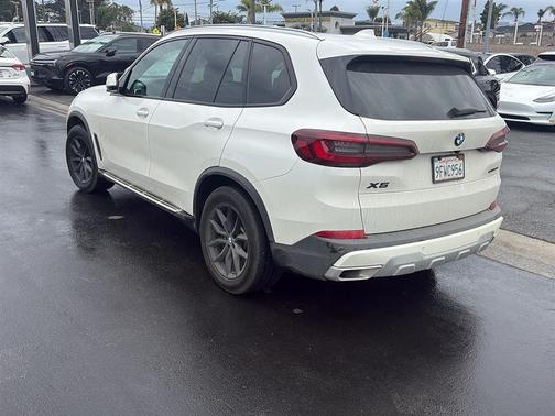 Alpine White 2023 BMW X5 sDrive40i