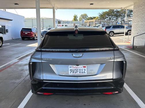 Satin Steel Metallic 2023 Cadillac LYRIQ Luxury