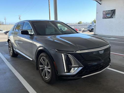 Satin Steel Metallic 2023 Cadillac LYRIQ Luxury