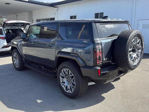 Graphite Blue Metallic 2025 GMC HUMMER EV SUV 3X