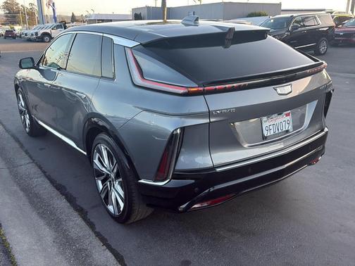 2023 Cadillac LYRIQ Luxury