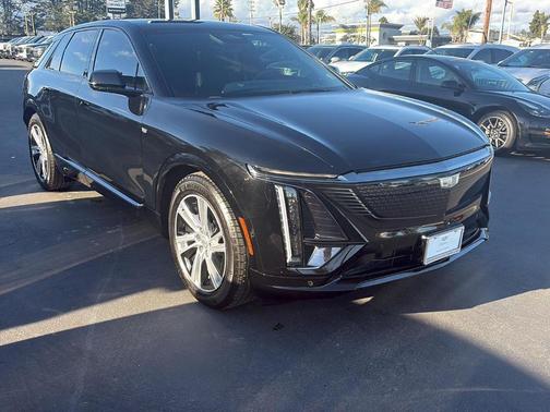 2024 Cadillac LYRIQ Sport