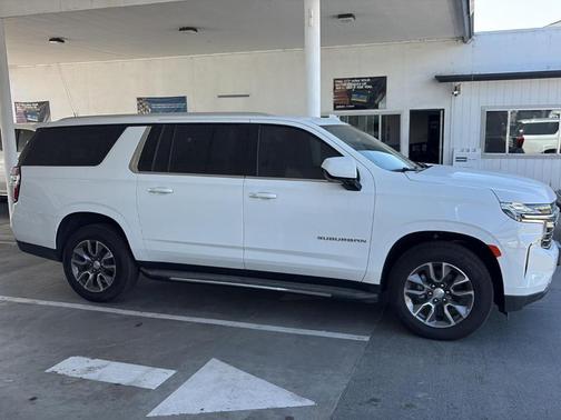 2021 Chevrolet Suburban LT