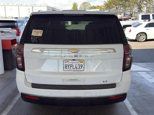 2021 Chevrolet Suburban LT