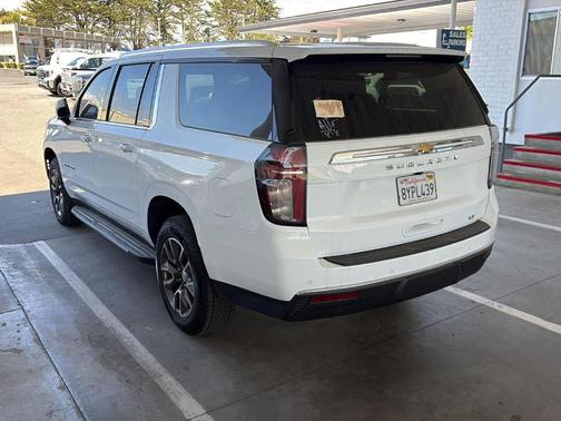 2021 Chevrolet Suburban LT