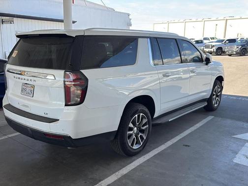 2021 Chevrolet Suburban LT
