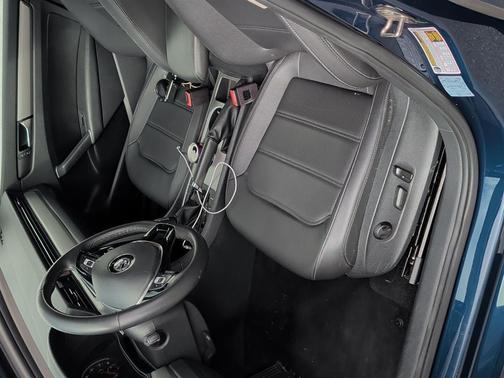 Tourmaline Blue Metallic 2021 Volkswagen Passat 2.0T SE