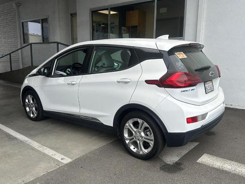 2021 Chevrolet Bolt EV LT