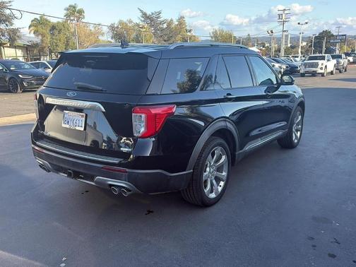 2020 Ford Explorer Platinum