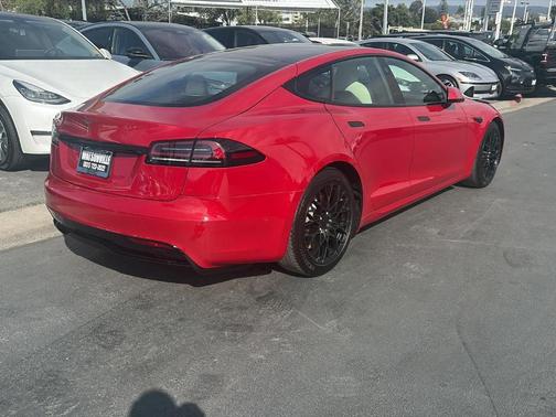 Red Multi 2022 Tesla Model S Base