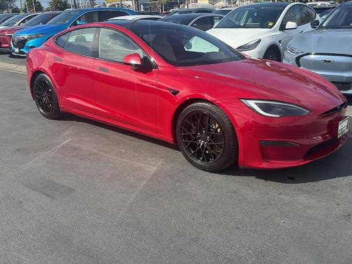 Red Multi 2022 Tesla Model S Base