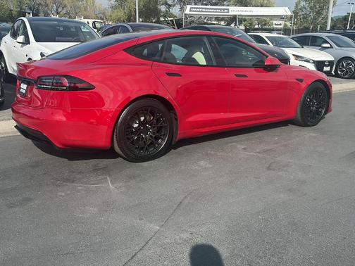 Red Multi 2022 Tesla Model S Base