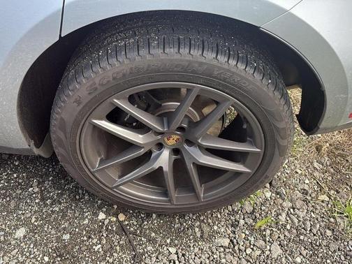 2023 Porsche Macan Base