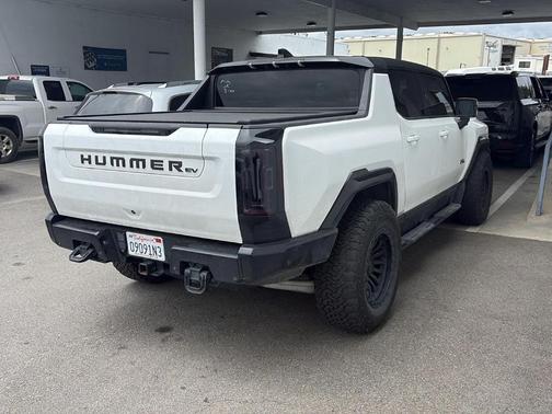White 2023 GMC HUMMER EV Pickup 3X
