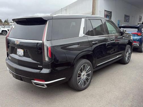 2022 Cadillac Escalade Premium Luxury