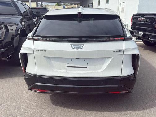 2025 Cadillac LYRIQ Sport