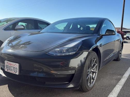 2021 Tesla Model 3 Standard Range Plus