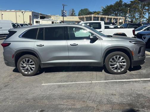 2025 Buick Enclave Preferred