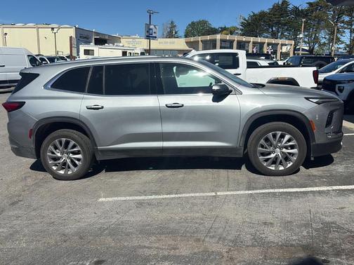 2025 Buick Enclave Preferred