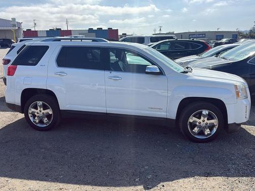 Summit White 2013 GMC Terrain SLT-2