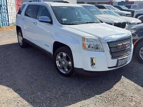 Summit White 2013 GMC Terrain SLT-2