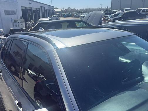 Space Gray Metallic 2016 BMW X5 xDrive50i