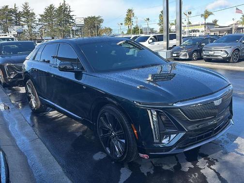 2024 Cadillac LYRIQ Sport