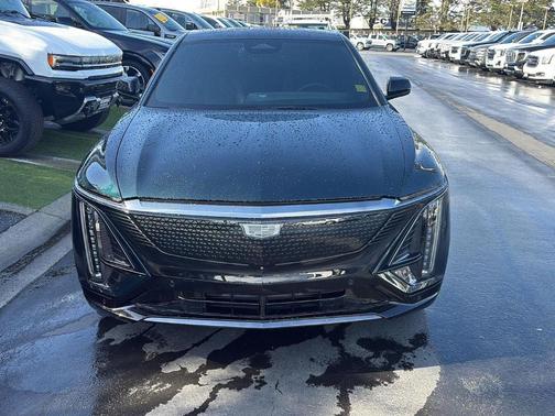 2024 Cadillac LYRIQ Sport