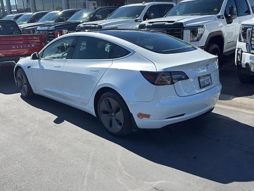 2020 Tesla Model 3 Standard Range Plus