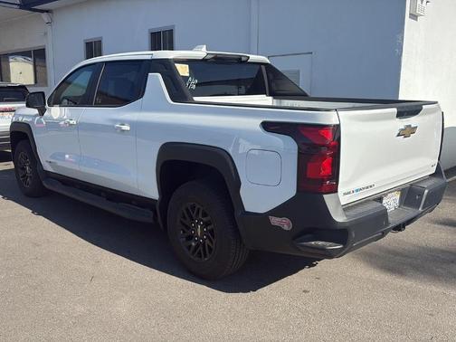 2024 Chevrolet Silverado EV WT