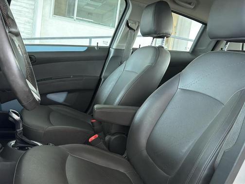 2014 Chevrolet Spark EV 2LT