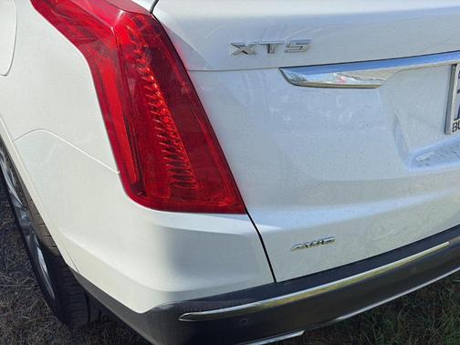 2017 Cadillac XT5 Platinum