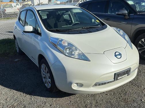 2016 Nissan Leaf S