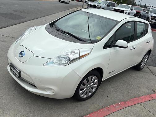 2016 Nissan Leaf S