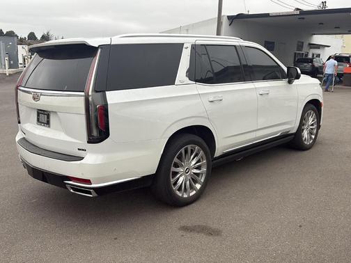 2022 Cadillac Escalade Premium Luxury