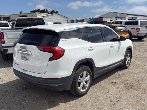 2020 GMC Terrain SLE