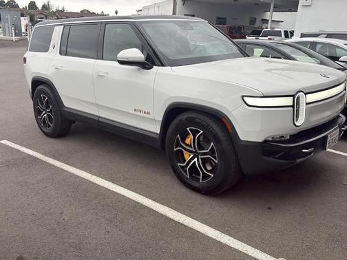 2022 Rivian R1S Launch Edition