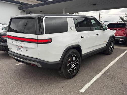 2022 Rivian R1S Launch Edition