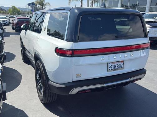 2022 Rivian R1S Launch Edition