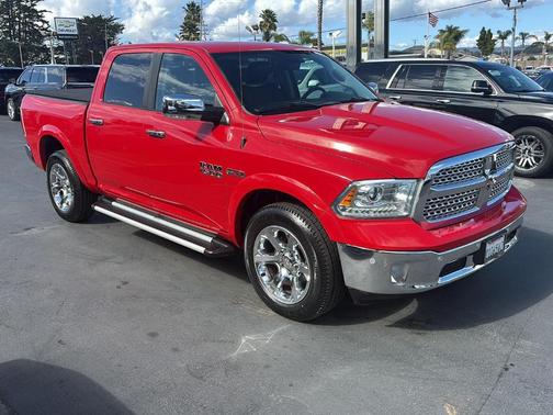 Flame Red Clearcoat 2018 RAM 1500 Laramie