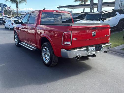 Flame Red Clearcoat 2018 RAM 1500 Laramie
