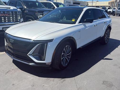 Crystal White Tri-Coat 2024 Cadillac LYRIQ Sport